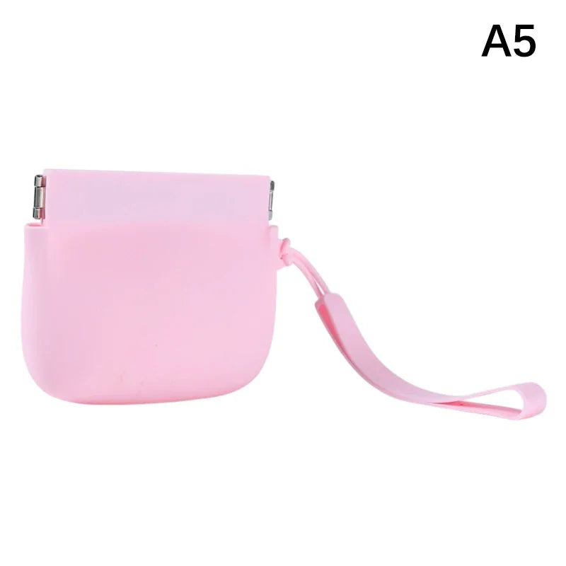 For Outdoor Training With Secure Lock Dog Food Containe Silicone Dog Treat Pouch Portable Pet Snack Bag Easy To Clean Waterproof