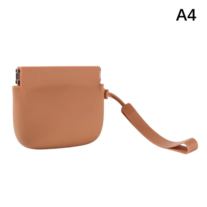 For Outdoor Training With Secure Lock Dog Food Containe Silicone Dog Treat Pouch Portable Pet Snack Bag Easy To Clean Waterproof